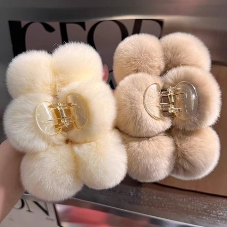 2 Stykker Store Faux Pels Hårklemmer til Kvinder 13 cm Vinter Fluffy Hårklemmer Skridsikre Stærke Hårede Store Klemmer til Tykt Langt Hår