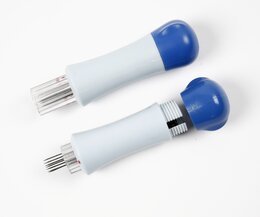 Filznadelhalter mit 7 Nadeln