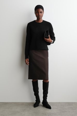 COS Femme Pull À Col Rond En Laine Mérinos in Noir