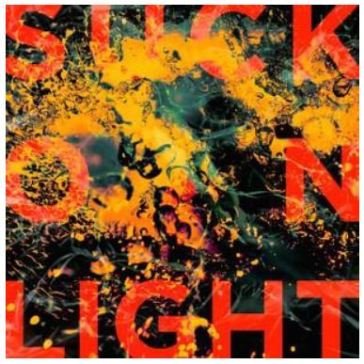 Suck on light Boy & Bear