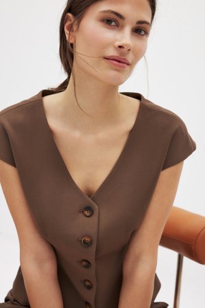 Claire Rose x NA-KD taillierte Weste - Business Outfit - Braun - EU 32