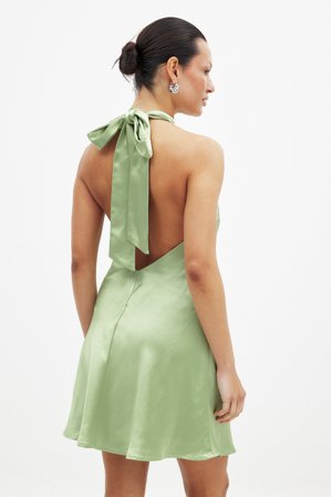 NA-KD Hammered Satin Tie Back Mini Dress - Halterneck kjole - Grøn - EU 44
