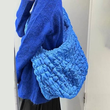 Mordely Plisserad Cloud Bag Axelväska BLÅ