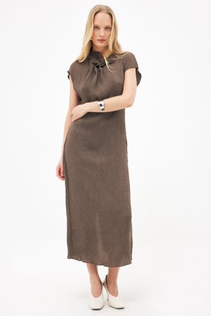 NA-KD Draped Neckline Short Sleeve Midi Dress - Draperede kjoler - Brun - EU 34