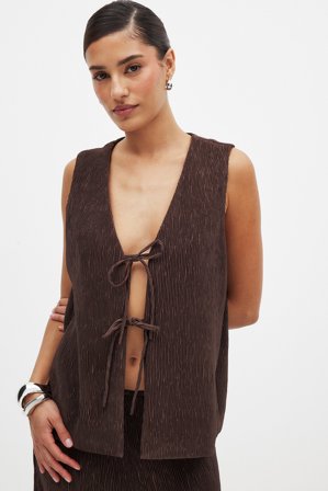 NA-KD - Lang vest med plisserte folder - Knytetopper - Brun - EU 32