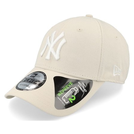 New Era - MLB Beige adjustable Czapka Z Daszkiem - New York Yankees Repreve League Essential 9FORTY Stone/White Adjustable @ Hatstore