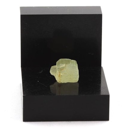 Stenar och mineraler. Spodumene Hiddenite. 5,44 ct. Konarprovinsen, Afghanistan.