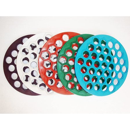 Muovinen venäläinen pelmenimuotti, raviolikone, mykyt, satunnainen väri