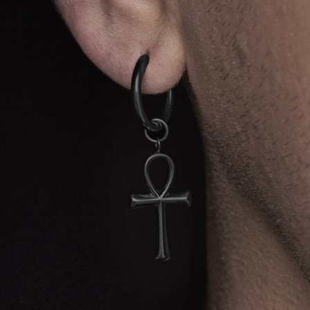 Pendiente de aro con colgante de Anj de titanio negro para hombres - Pendientes de aro con colgante