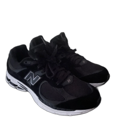 Svarta New Balance M2002 sneakers