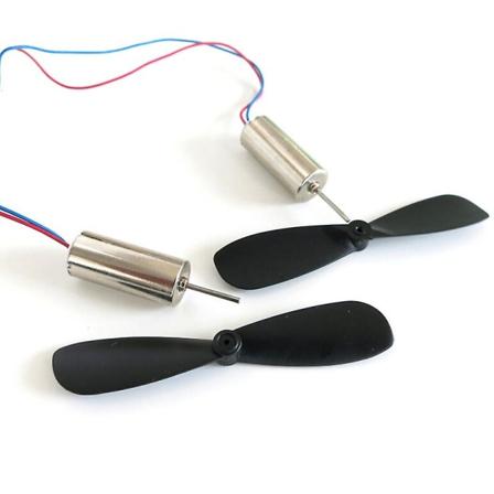 Detaljer om 2 st 3.7v 48000rpm Elektriskt flygplan Coreless Motor + Propeller För Rc Toy Hfmqv