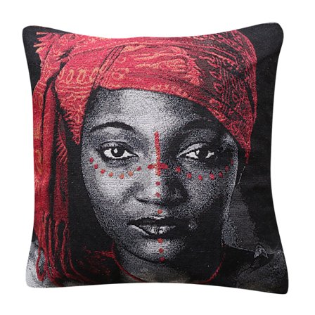 185 Celia kudde med stoppning 45 x 45