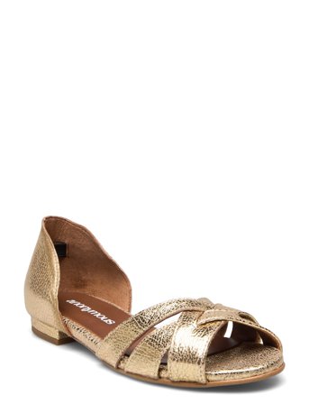 Anonymous Copenhagen | Sanni 20 | 42