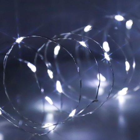 1 st varmvit LED-slinga, batteridriven, 50 ljusa mikrofoner