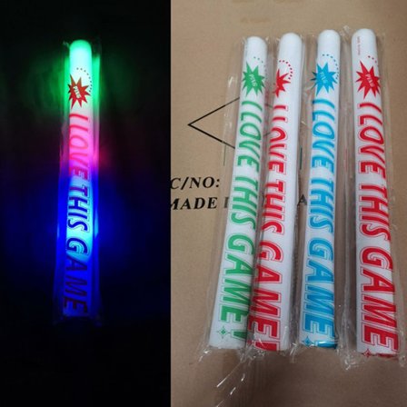 Färgglada LED Foam Stick Portable Blinkande Foam Glow Sticks Kreativa festtillbehör till jul Halloween födelsedag