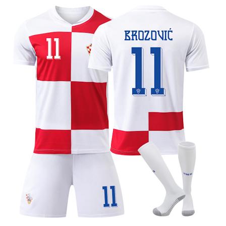 UEFA Euro 2024 Kroatian kotijoukkueen No.11 Brozovicin lasten jalkapalloasu 18