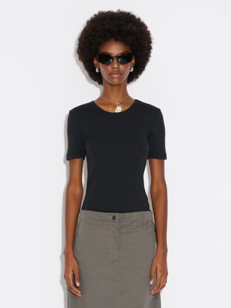 Holzweiler Fitted Rib Tee - Black - Women's - XL