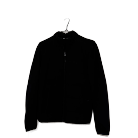 Svart jacka med dragkedja