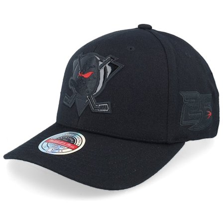 Mitchell & Ness - NHL Nero adjustable Cappellino - Hatstore Exclusive x Anaheim Ducks Infa Red Black Adjustable @ Hatstore