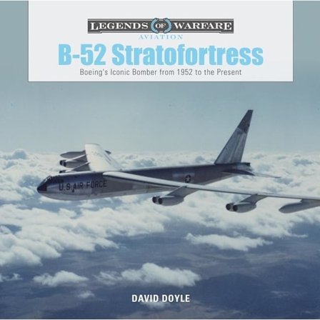 B-52 Stratofortress 9780764355875