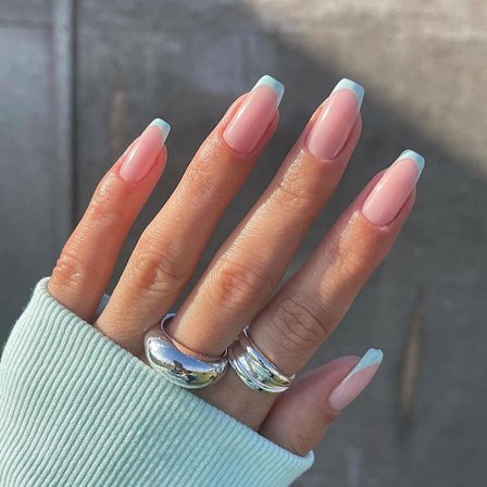 Franska korta fyrkantiga lösnaglar glänsande 24st akrylnagel