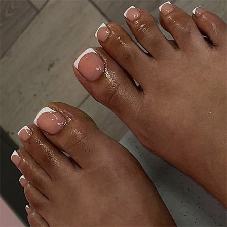 24 stk. korte, bærbare tånegle, enkel påsætning til enhver lejlighed