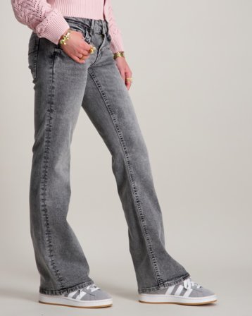 Gina Tricot Young Scandi low waist bootcut jeans Grå Jeans Tjej - Kids Brand Store