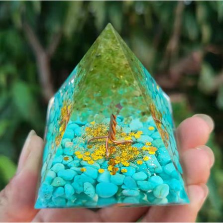 Krystal Energi Pyramide til Meditation og Chakra Healing Gems DXGHC