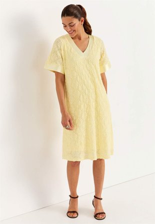 Cellbes of Sweden - Blondekjole med stretch i lys gul for damer i størrelse 62/64