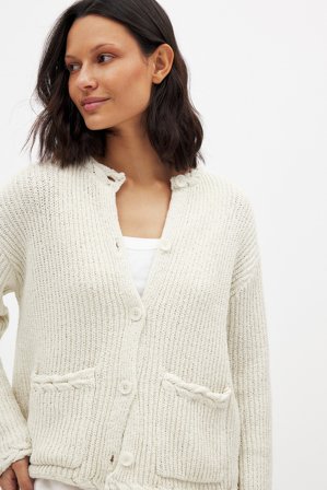 NA-KD - Strikket cardigan med flettedetaljer - Cardigan - OffHvit - XS (EU 32)