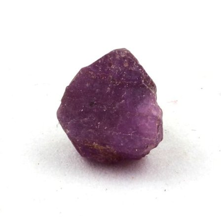 Sten og mineraler. Rubin. 4,67 ct. Kiteto-distriktet, Manyara-regionen, Tanzania.