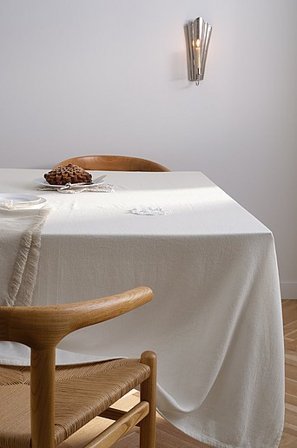 Jotex - Bordsduk Naturvit GLORIA - Köp Dukar hos Jotex