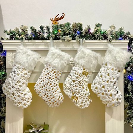 4-pack Gyllene Präglade Plysch Julsstrumpor Presentpåse Julgodis Present Dekorationstillbehör