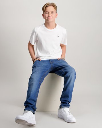 Calvin Klein MONO MINI BADGE REG T-SHIRT Vit T-shirts Kille - Kids Brand Store