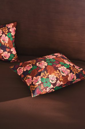 Jotex - Putetrekk Økologisk brun/blomstret - MONAH - Kjøp Putevar hos Jotex