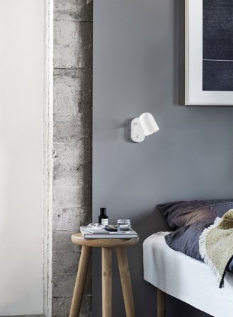 Buddy vegglampe - hvit