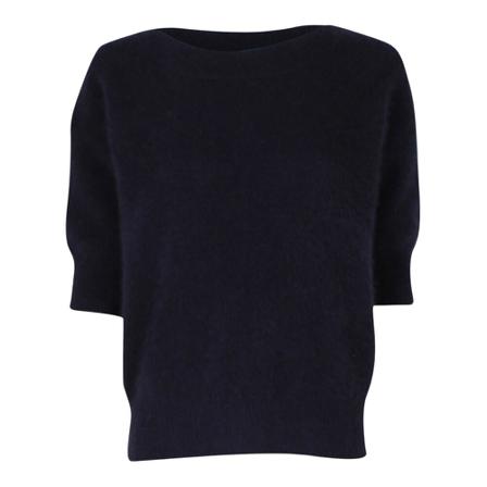 Six Ames Strik Sort, Dame Striktrøjer