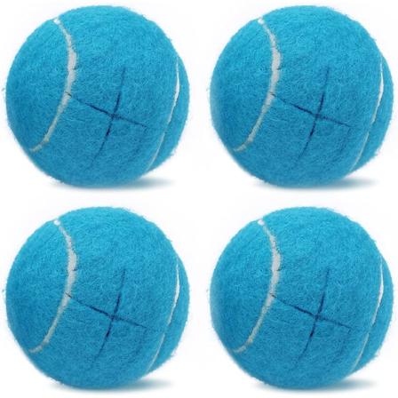 4 kpl esileikattua tennispalloa huonekalujen jalkojen suojaksi