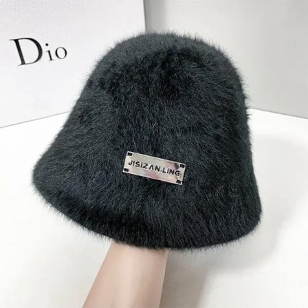 Vintermössa stickad ullhink 8 8 8