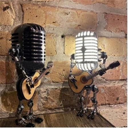 USB Retro Stil Mikrofon Robotlampa Håller Gitarr Med Ljus Vintage Heminredning