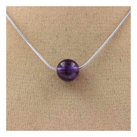 Stenar och mineraler. 1 Ametist pärlhalsband 8 mm Rostfri kedja.