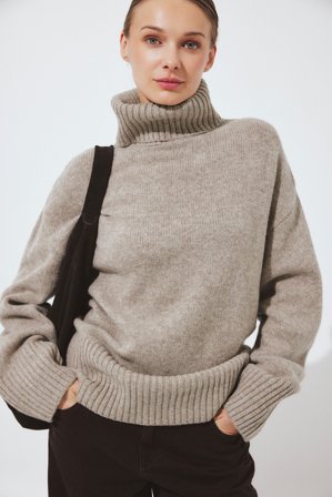 Premium Selection Knitted Wool Turtleneck Sweater - Premium kvalitet - Beige - M