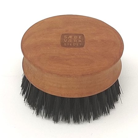 SÆBEVÆRKSTEDET Rund skægbørste med vildsvinebørster, Mænd, Skægpleje, Skægbørster