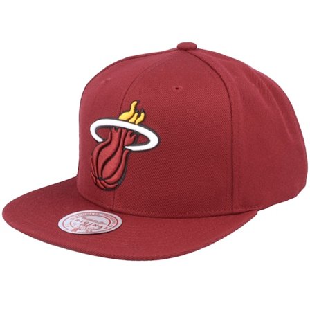 Mitchell & Ness - Rojo snapback Gorra - Miami Heat Team Ground 2.0 Maroon Snapback @ Hatstore