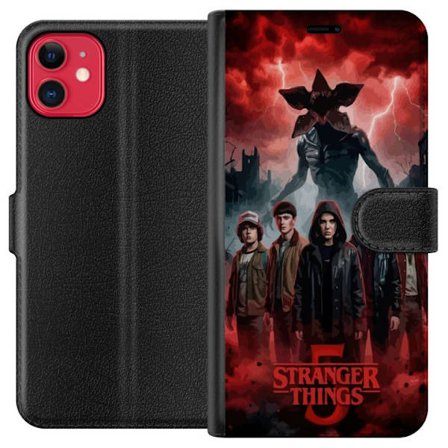 Kompatibelt Lommeboketui til Apple iPhone 11 Mørk Stranger Things-inspirert fantasyillustrasjon med torden, dramatisk himmel og intens uhyggelig stemn