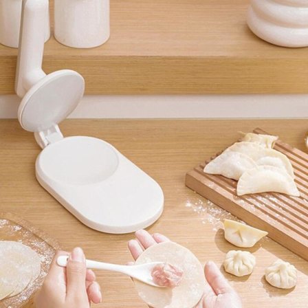 Dumplingforme, der bruges til dumplingindpakning, dejindpakning og tærtetryk.