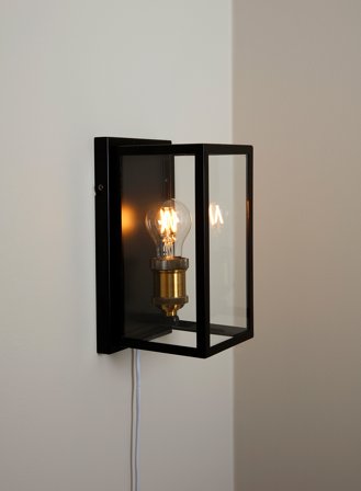 Dovre vegglampe - sort/klar