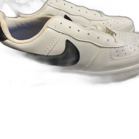 Nike Air Force 1 vit/svart strl 38