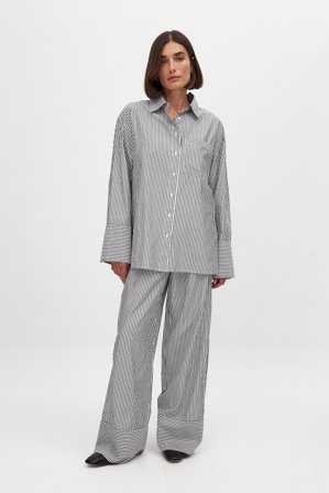 Josefine HJ x NA-KD Gestreifte Hose mit elastischer Taille - Gestreifte Hosen - Stripe - EU 34
