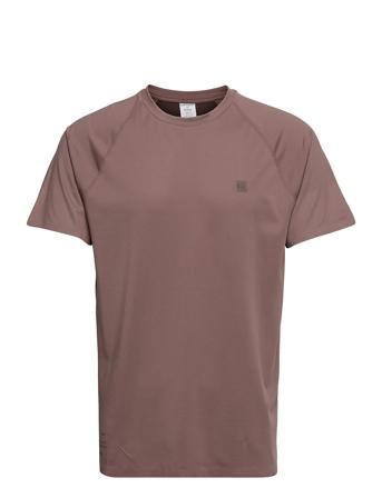 Train Premium S/S Tee Brown Superdry Sport